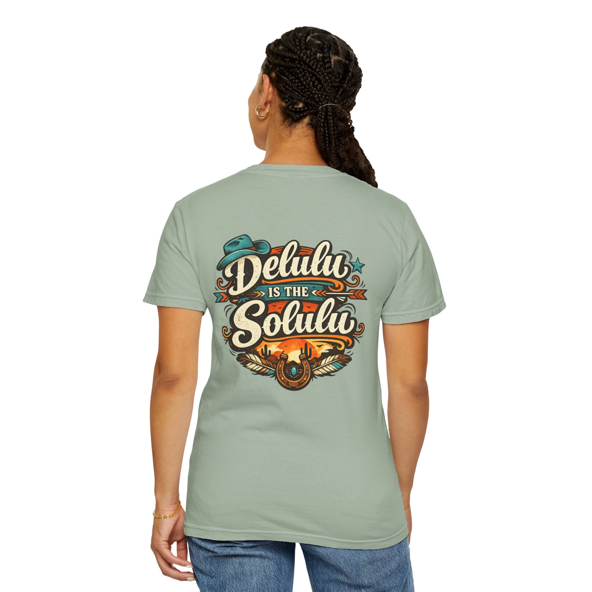 Delulu Is the Solulu Graphic T-Shirt