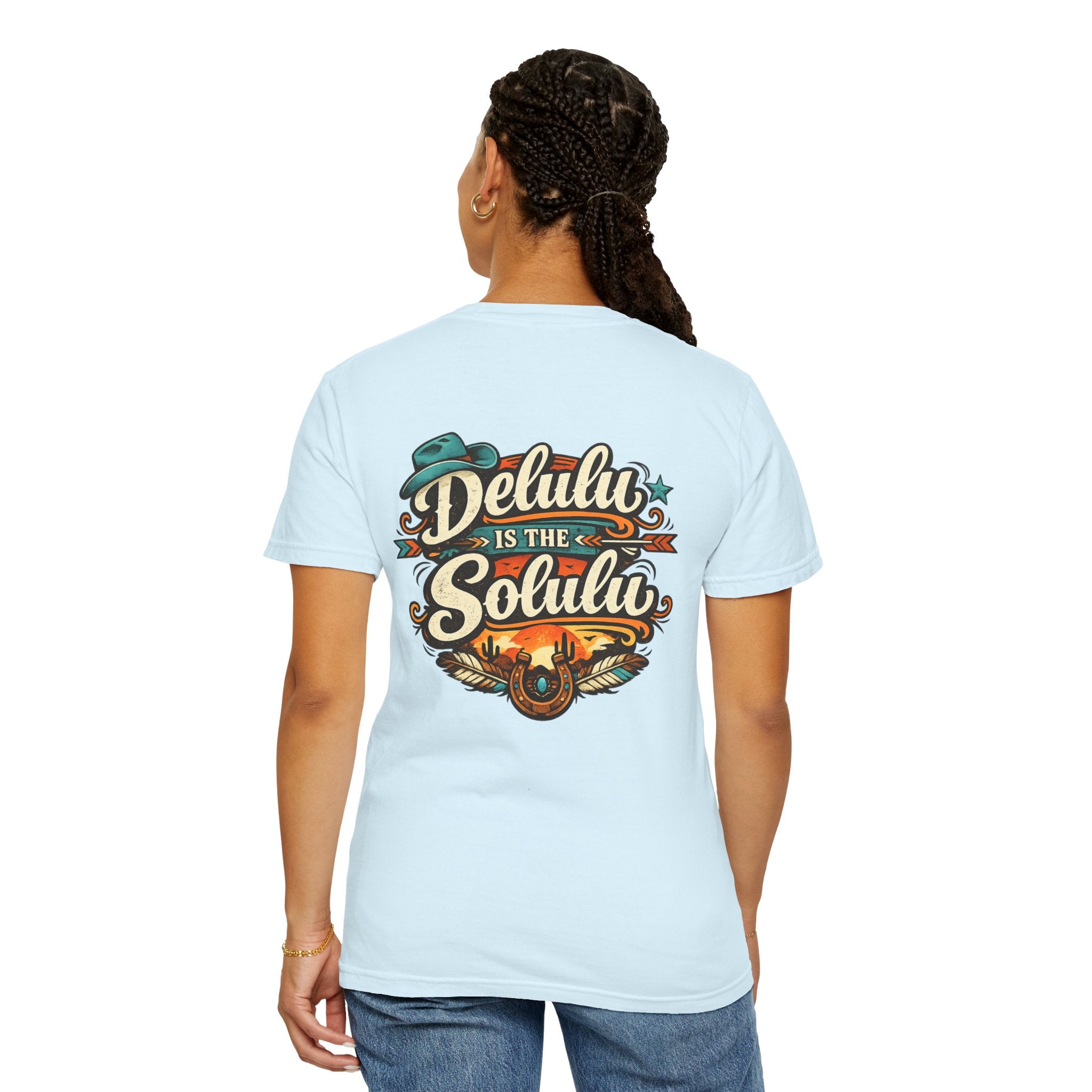Delulu Is the Solulu Graphic T-Shirt