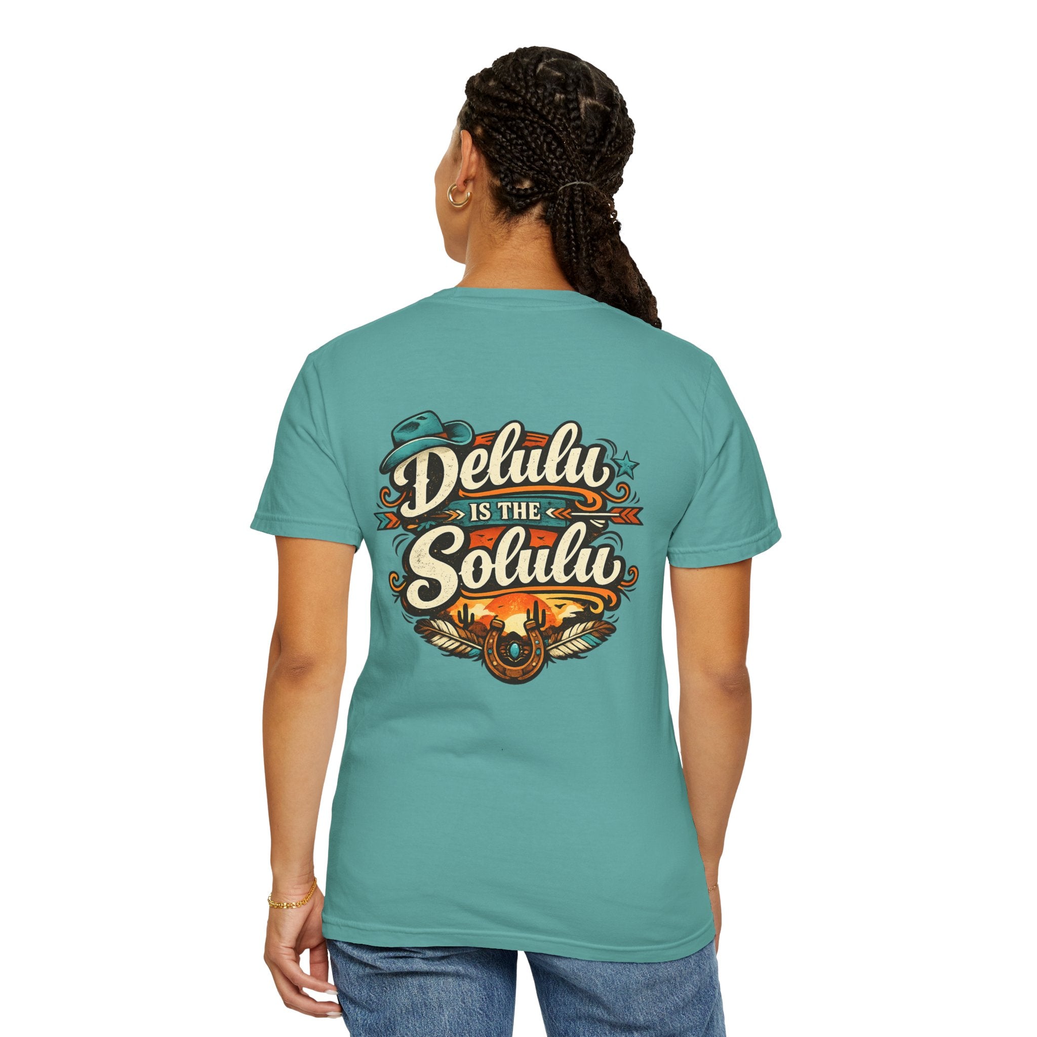 Delulu Is the Solulu Graphic T-Shirt