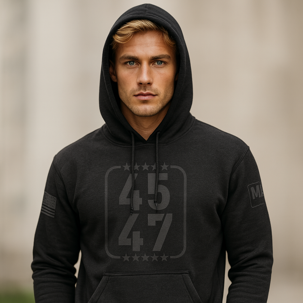 45/47 Schwarzer Hoodie