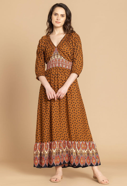 Bohera Millie V-Ausschnitt Akzentkleid