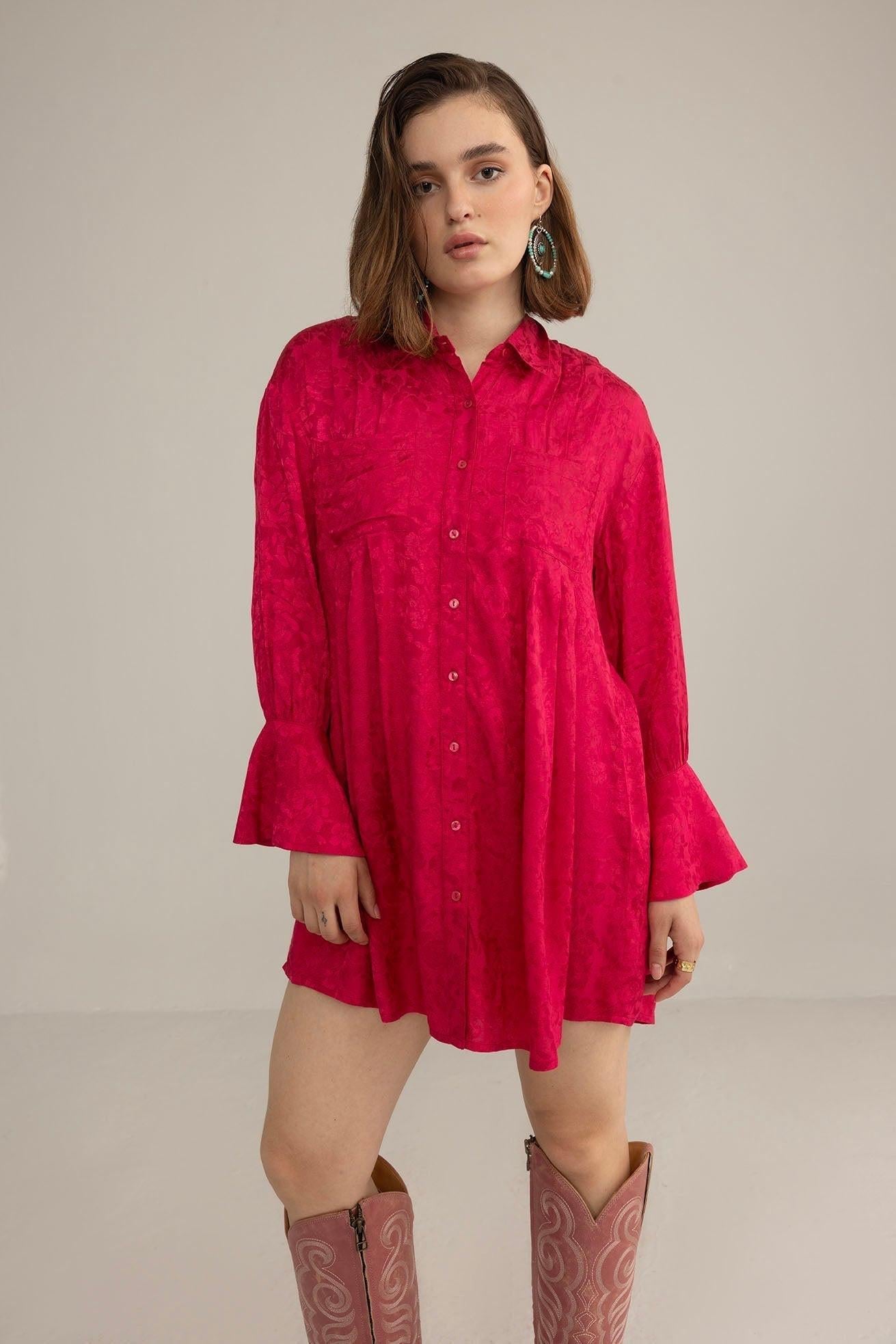 The Elowen Belle Woven Dress in Wine Pink