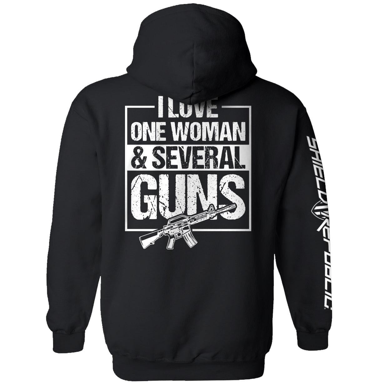 Ich liebe eine Frau und mehrere Waffen