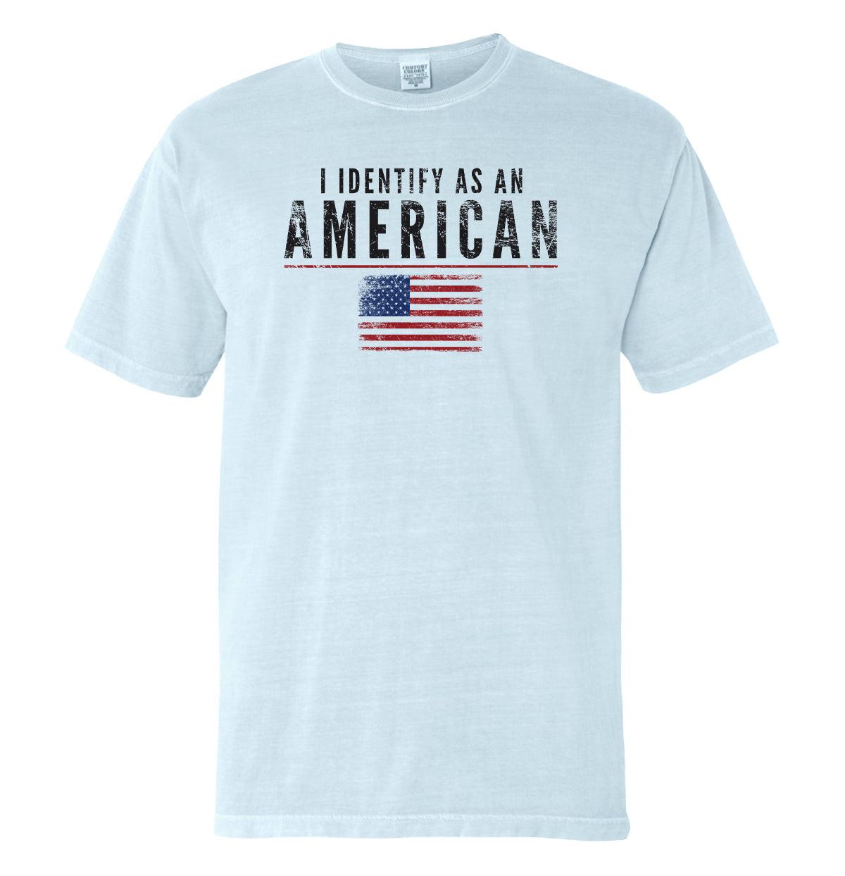 Ich identifiziere mich als Amerikaner.
