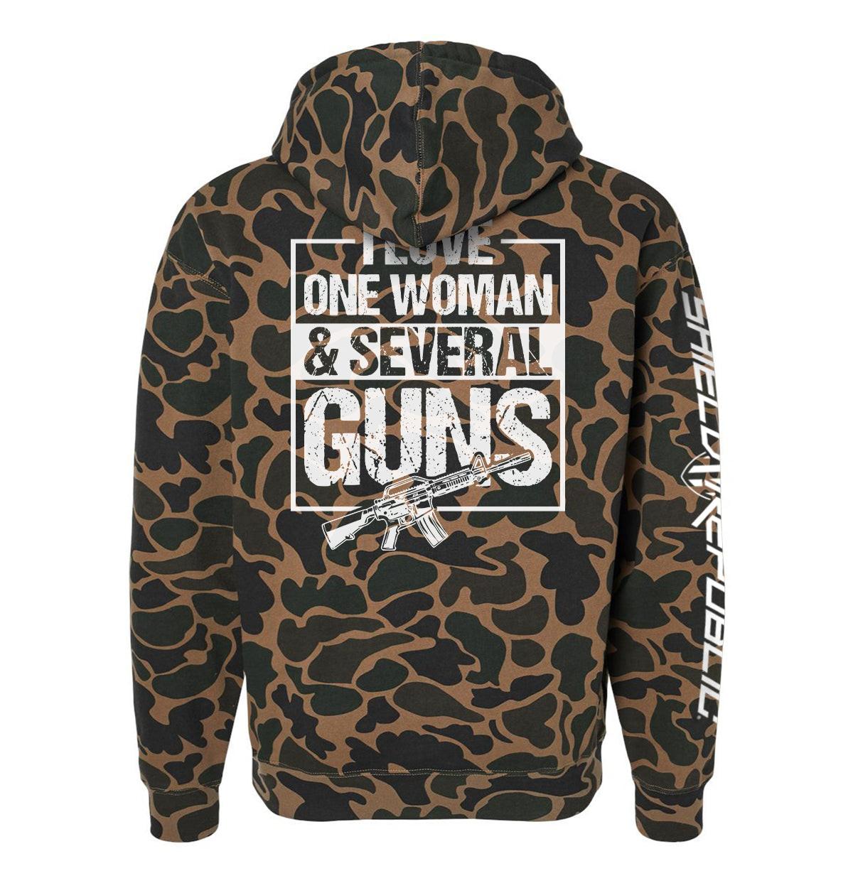 Ich liebe eine Frau und mehrere Waffen