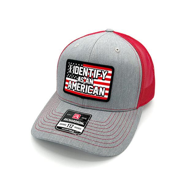 Ich identifiziere mich als amerikanische Patch-Mütze