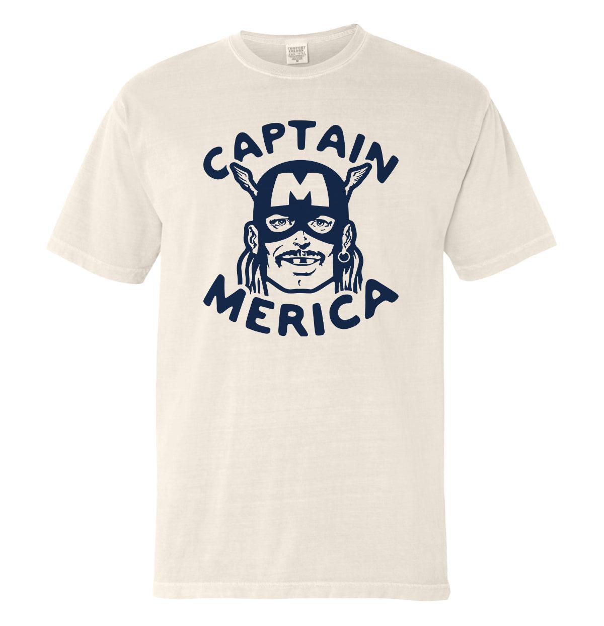 Captain Merica (vorne)