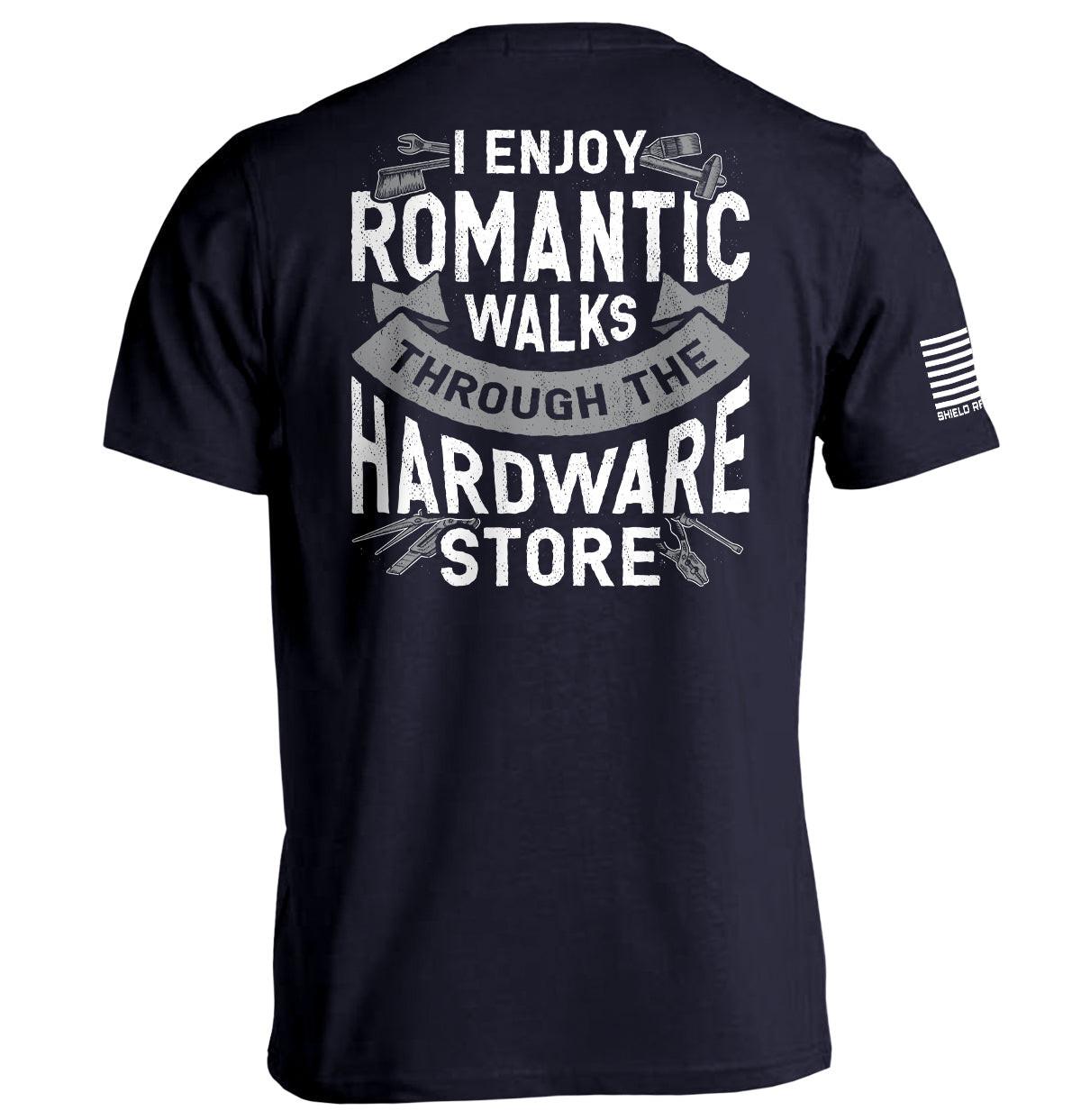 Ich genieße romantische Spaziergänge durch den Baumarkt