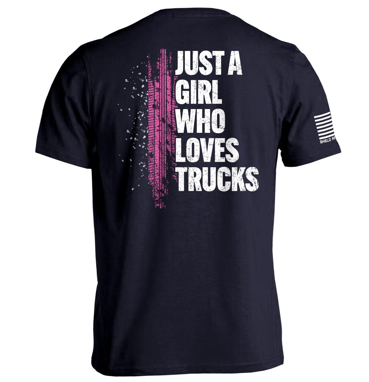 Einfach ein Mädchen, das Trucks liebt