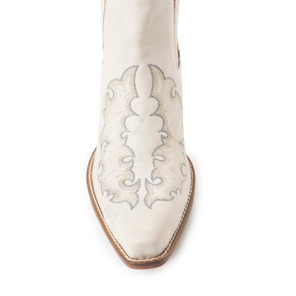 Dearling Ranch Booties In White