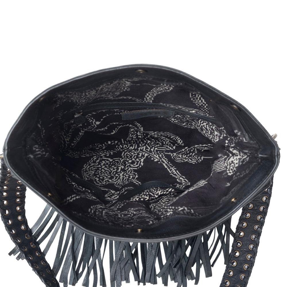 Mianda Shoulder Bag In Black