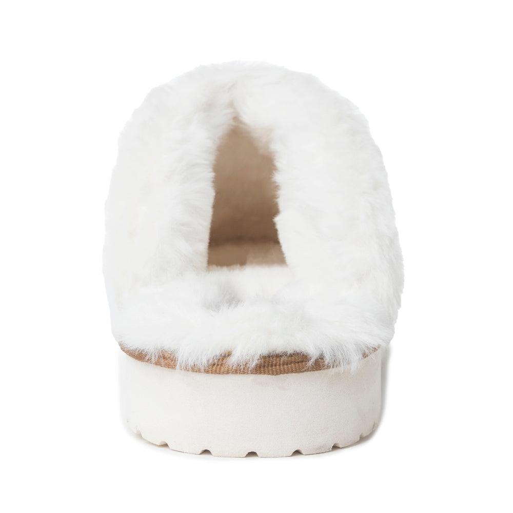 Snowdrift Embossed Leather Slippers in Wintry Beige