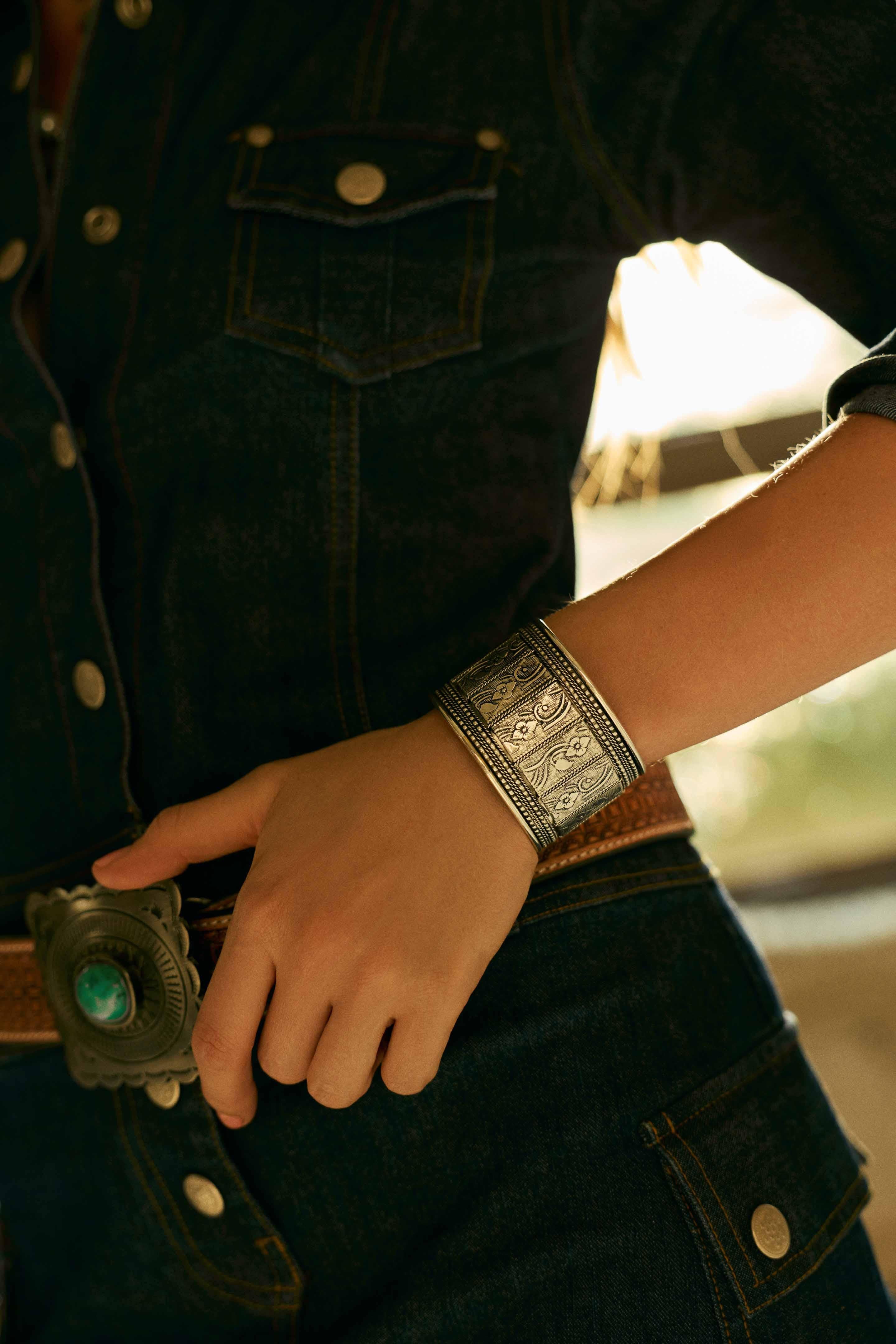 Myra Saddlecrest Engraved Cuff in Antique Frost