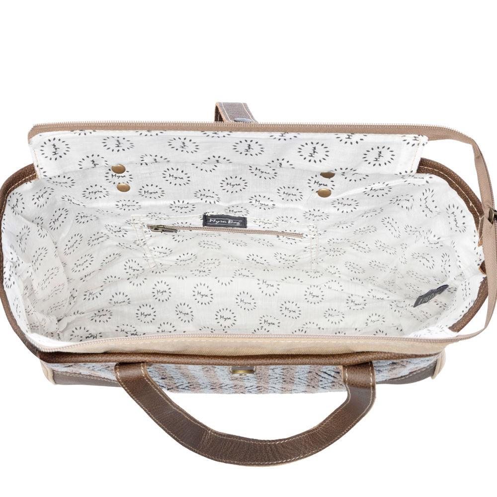 Exquisite Move Weekender Bag