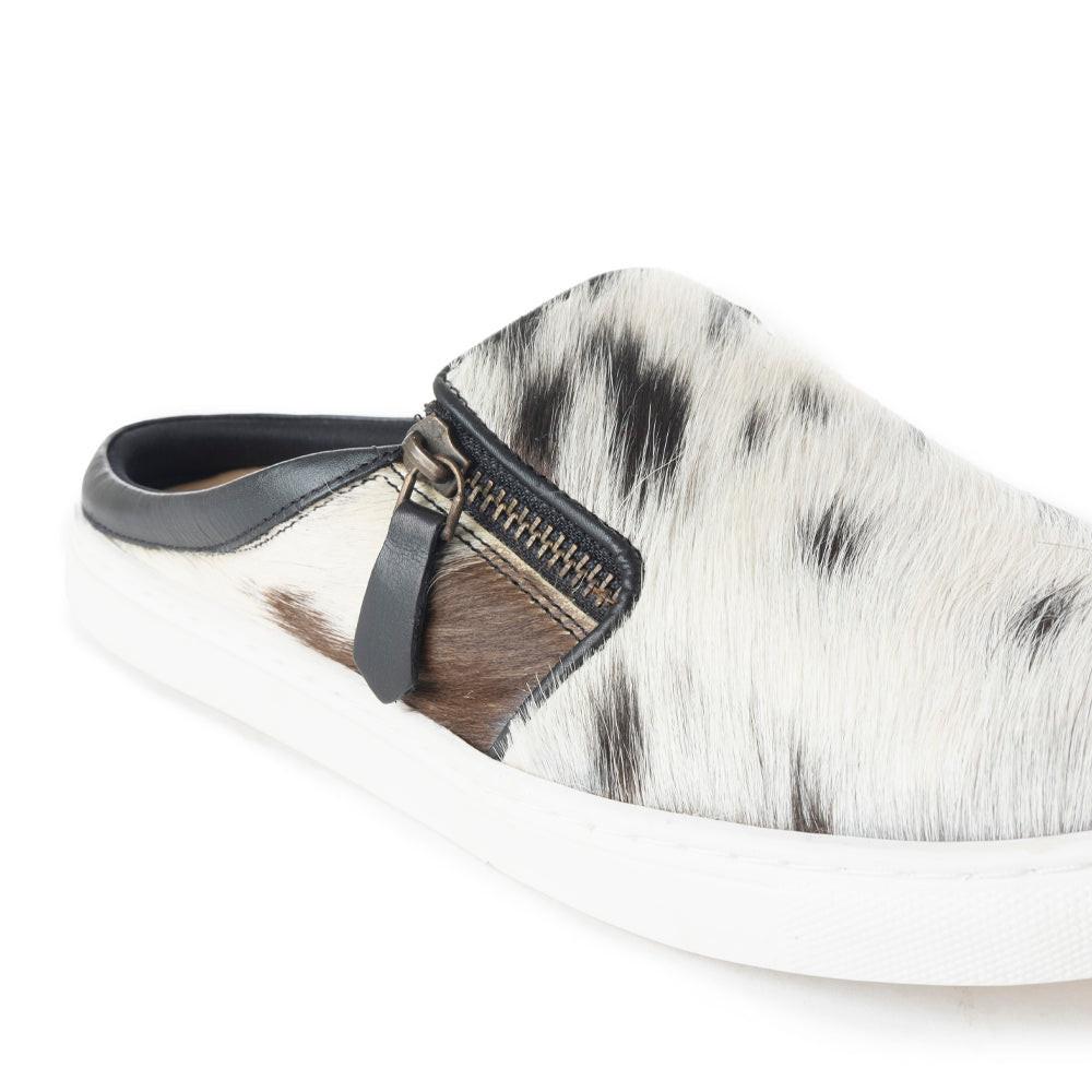Arctic sneaker