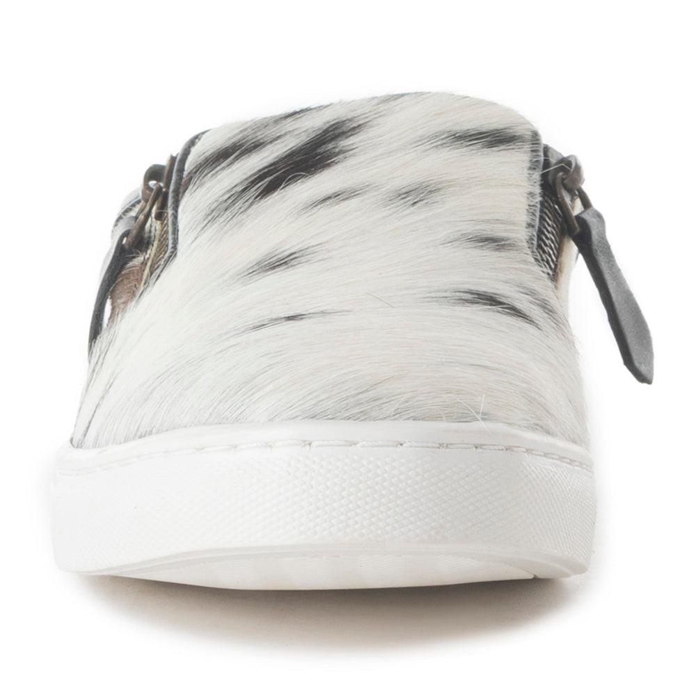 Arctic sneaker