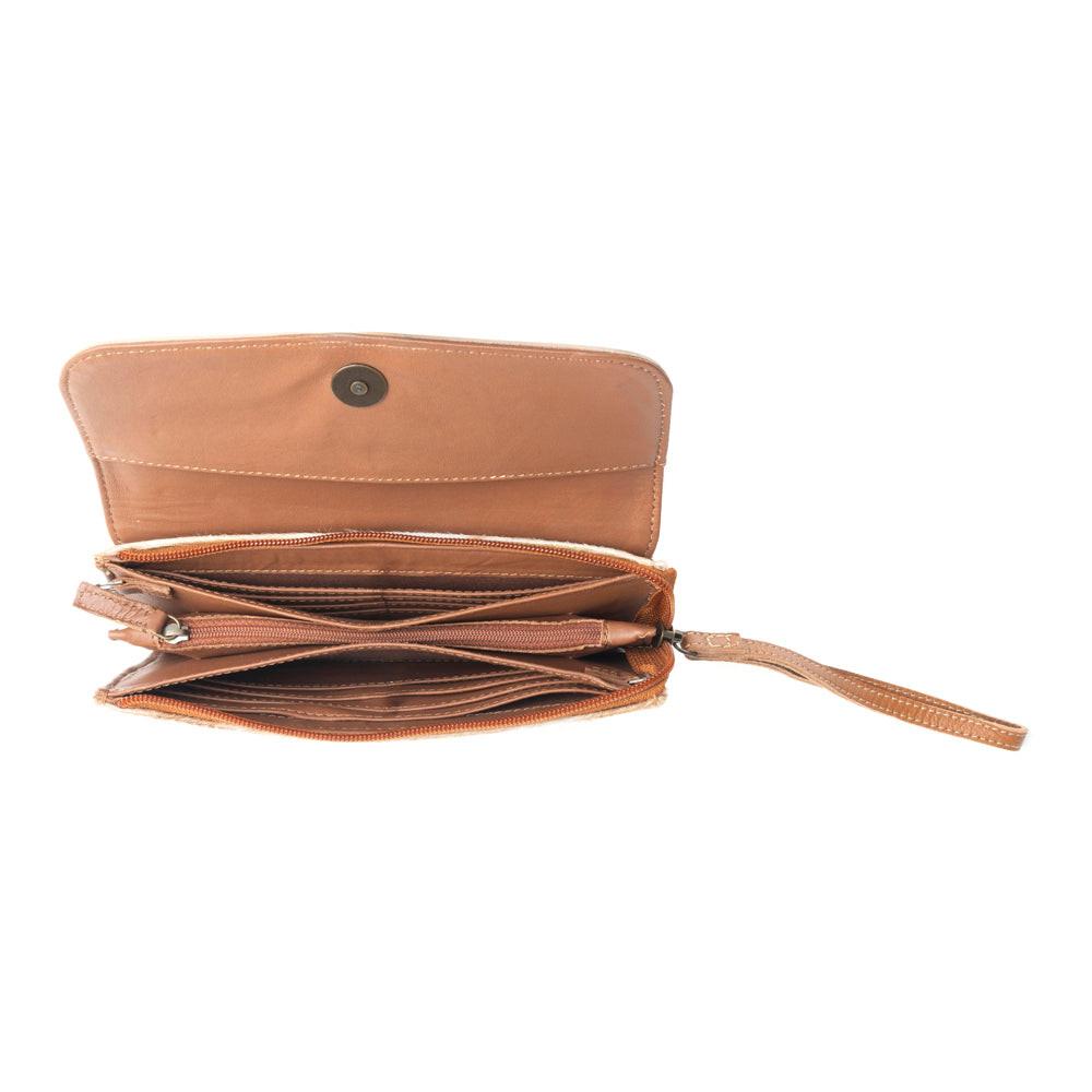 Corals accentua  Wallet