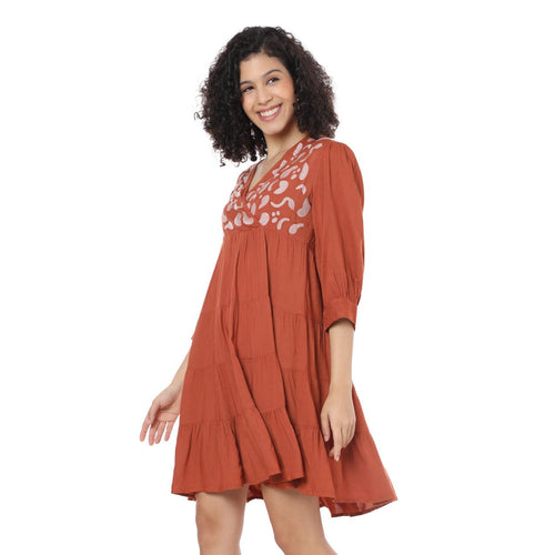 FREUNDLICHES KLEID