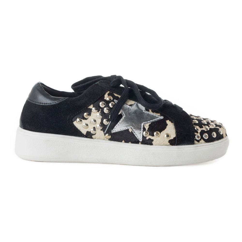 Giggle Sneakers