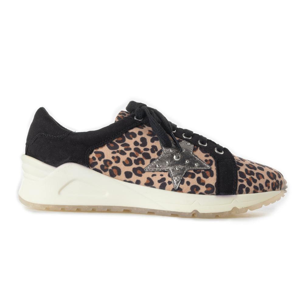Titbit Sneakers