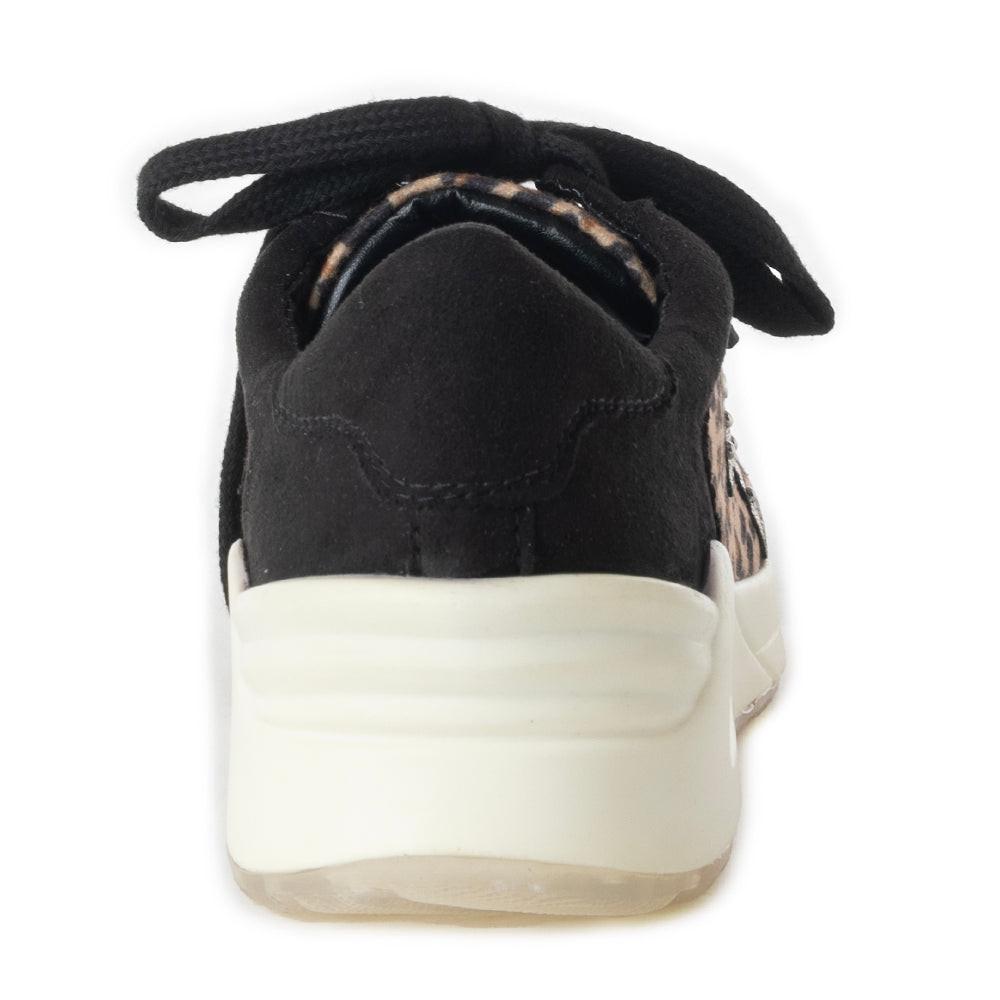 Titbit Sneakers