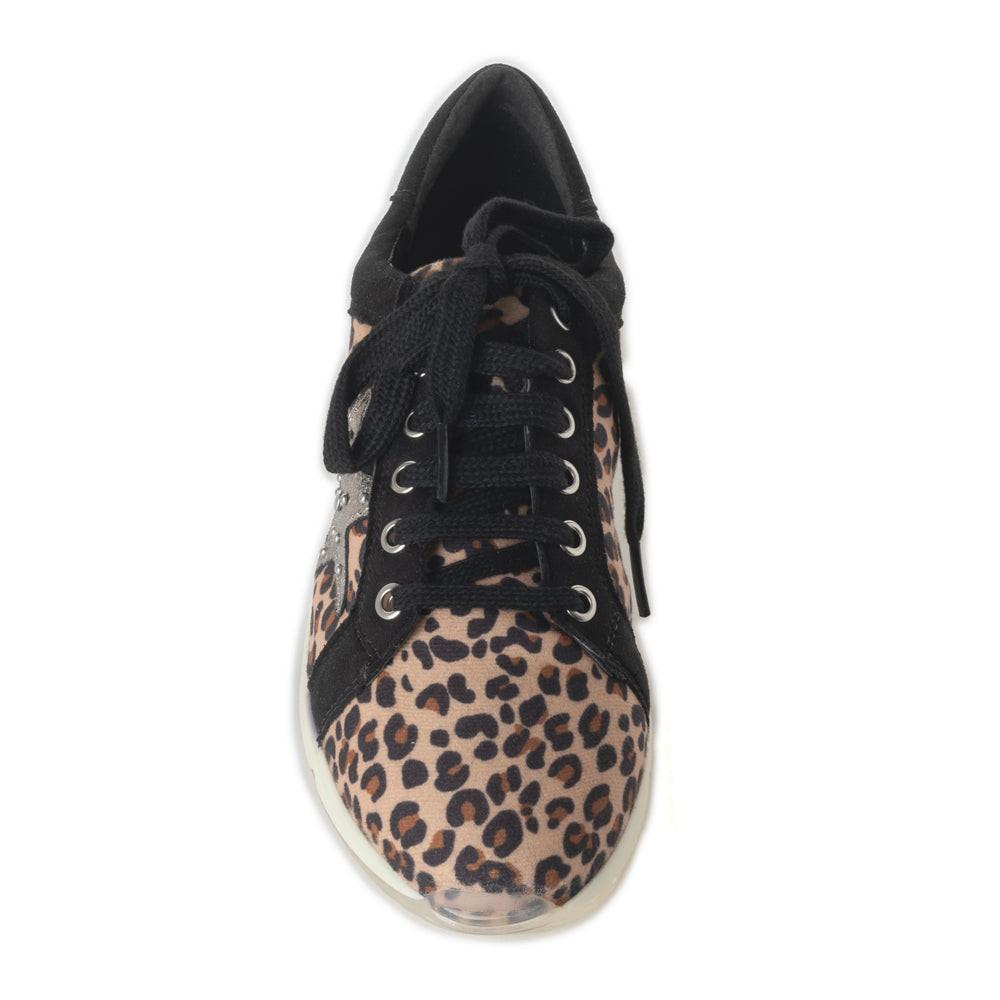 Titbit Sneakers