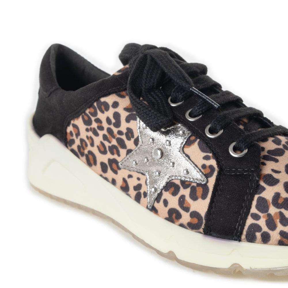 Titbit Sneakers