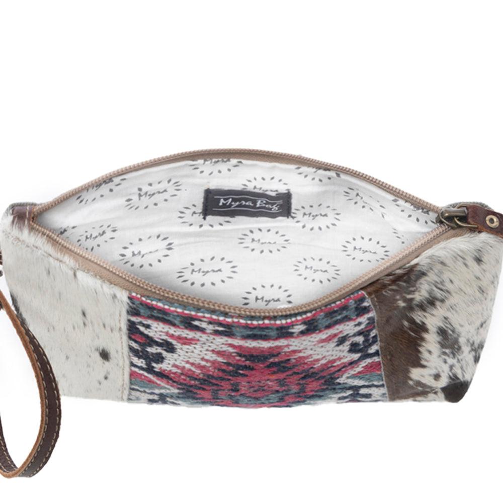 MIA POUCH