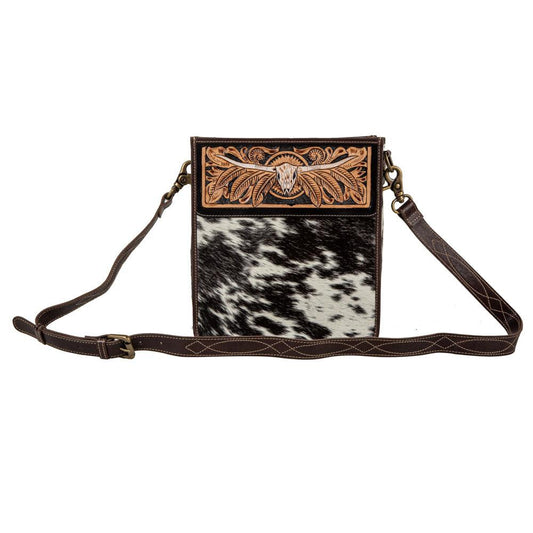 Handbearbeitete Tasche "Geist der Herde"