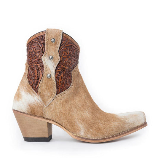Callie Stiefel aus Haarfell