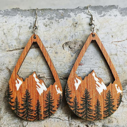 Wunderschöne Holz-Ohrringe mit Schneeberg-Motiv