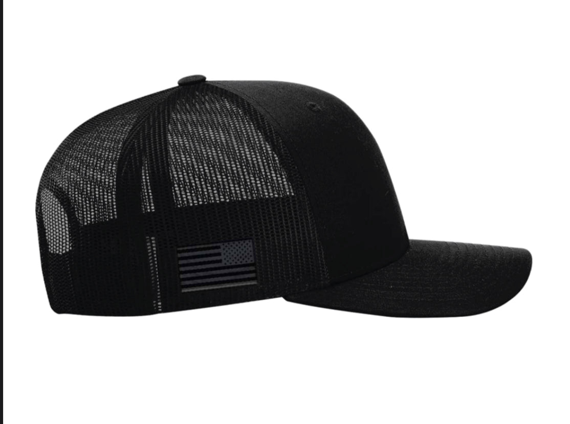TRUCKER - Amerikanische Flagge Blackout Cap