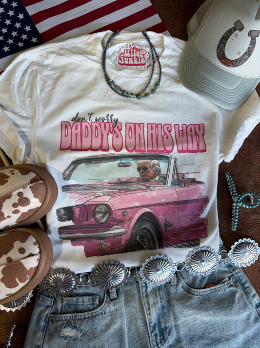 Trump-T-Shirt „Daddy's on His Way“
