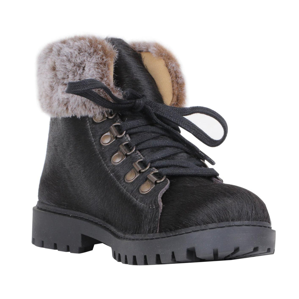 Turbulent Boots