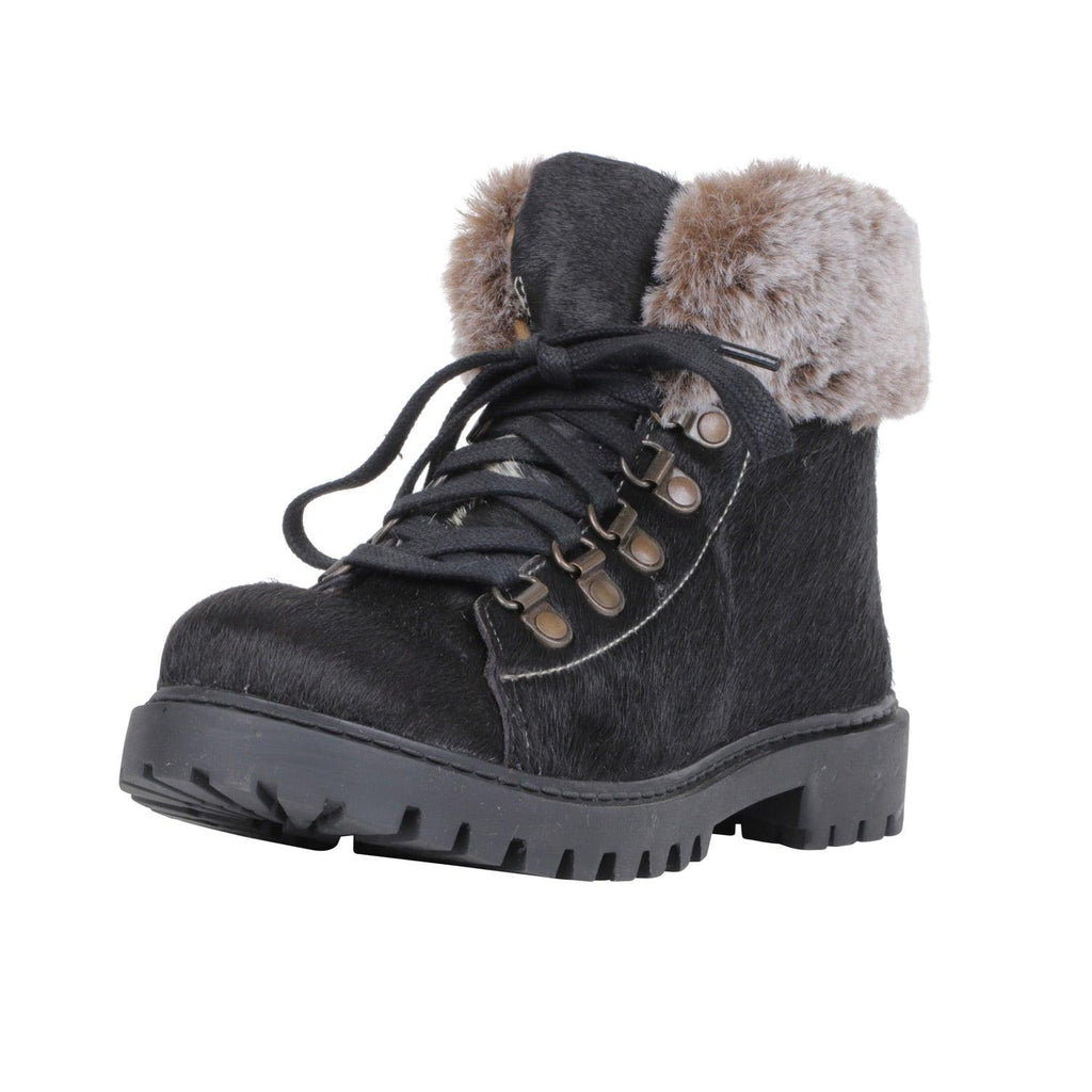 Turbulent Boots