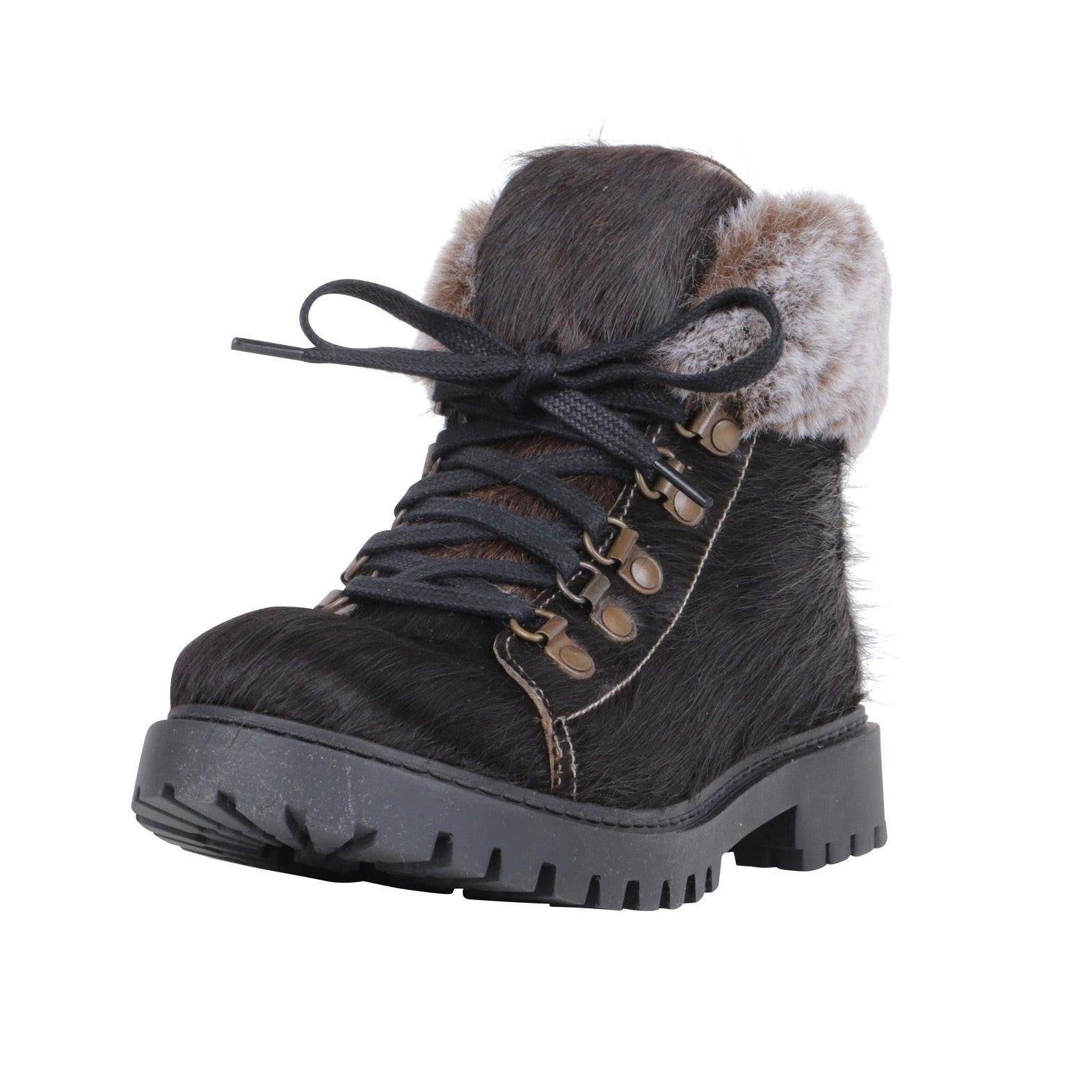 Turbulent Boots