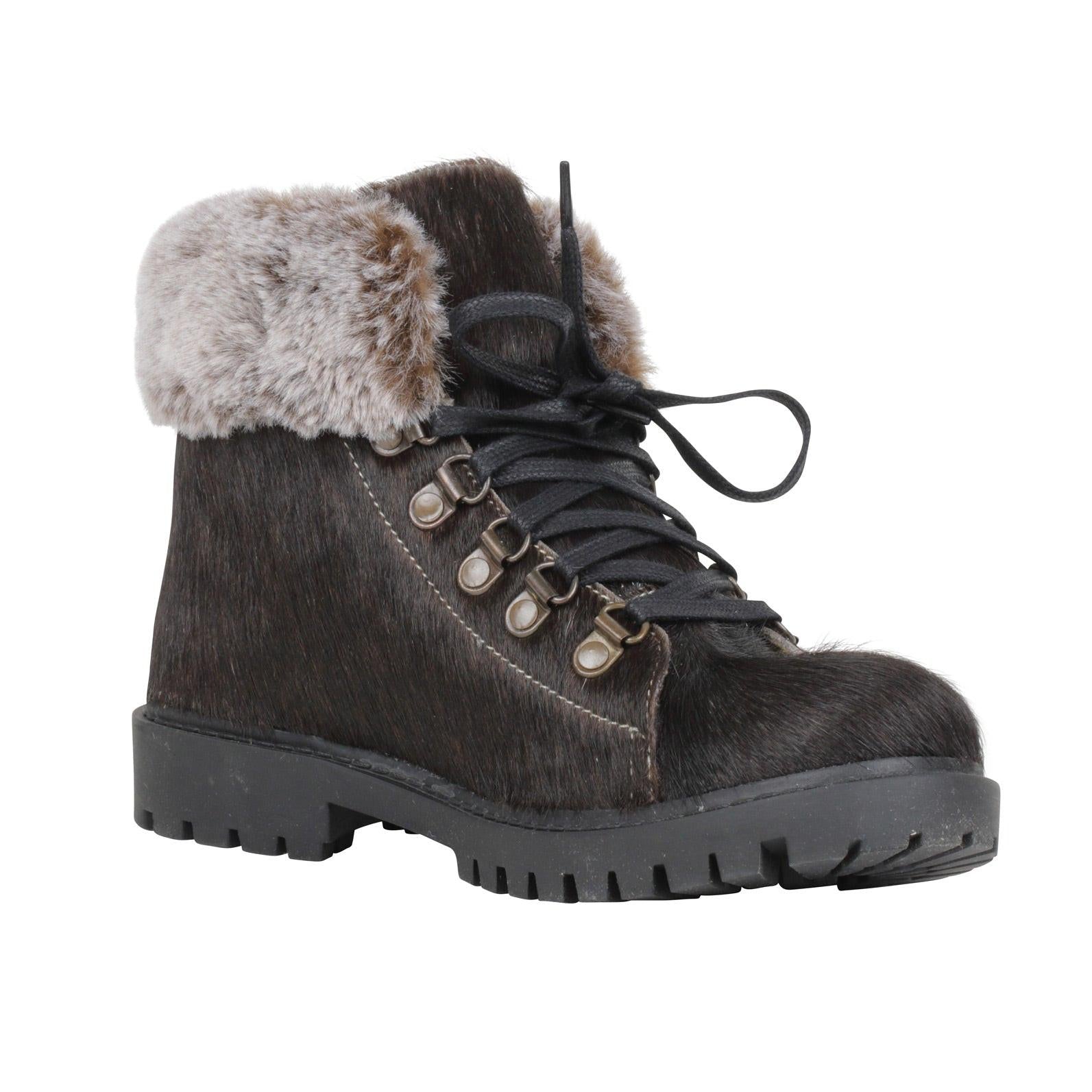 Turbulent Boots