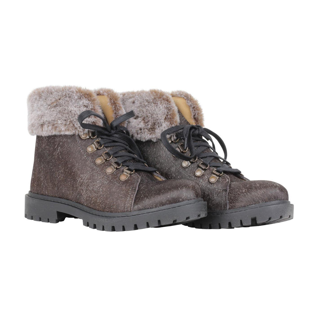 Turbulent Boots