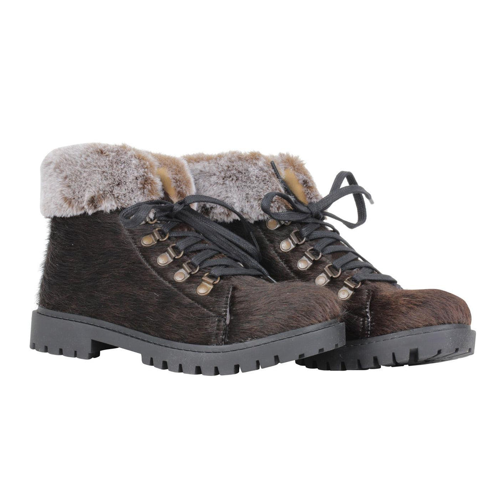 Turbulent Boots