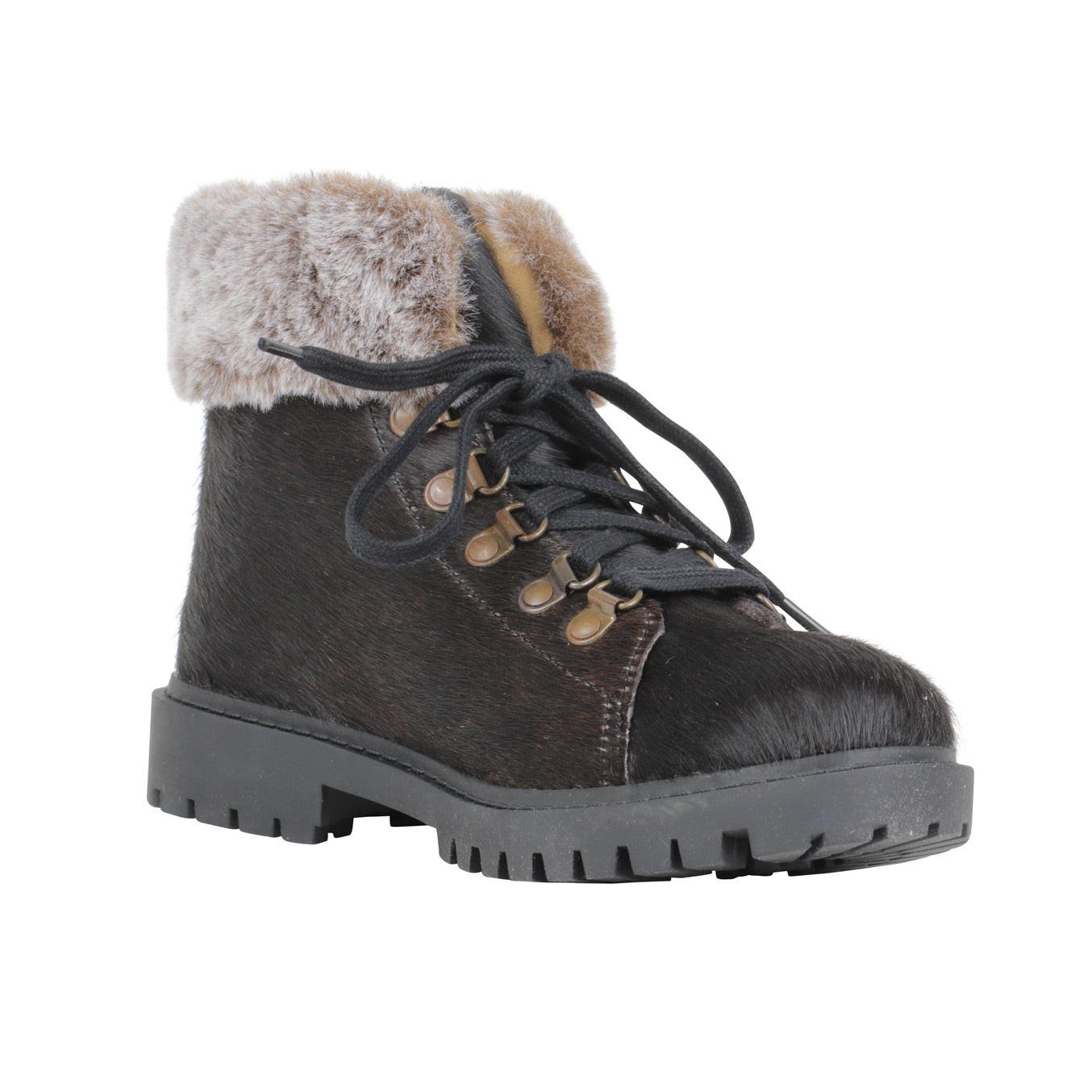 Turbulent Boots