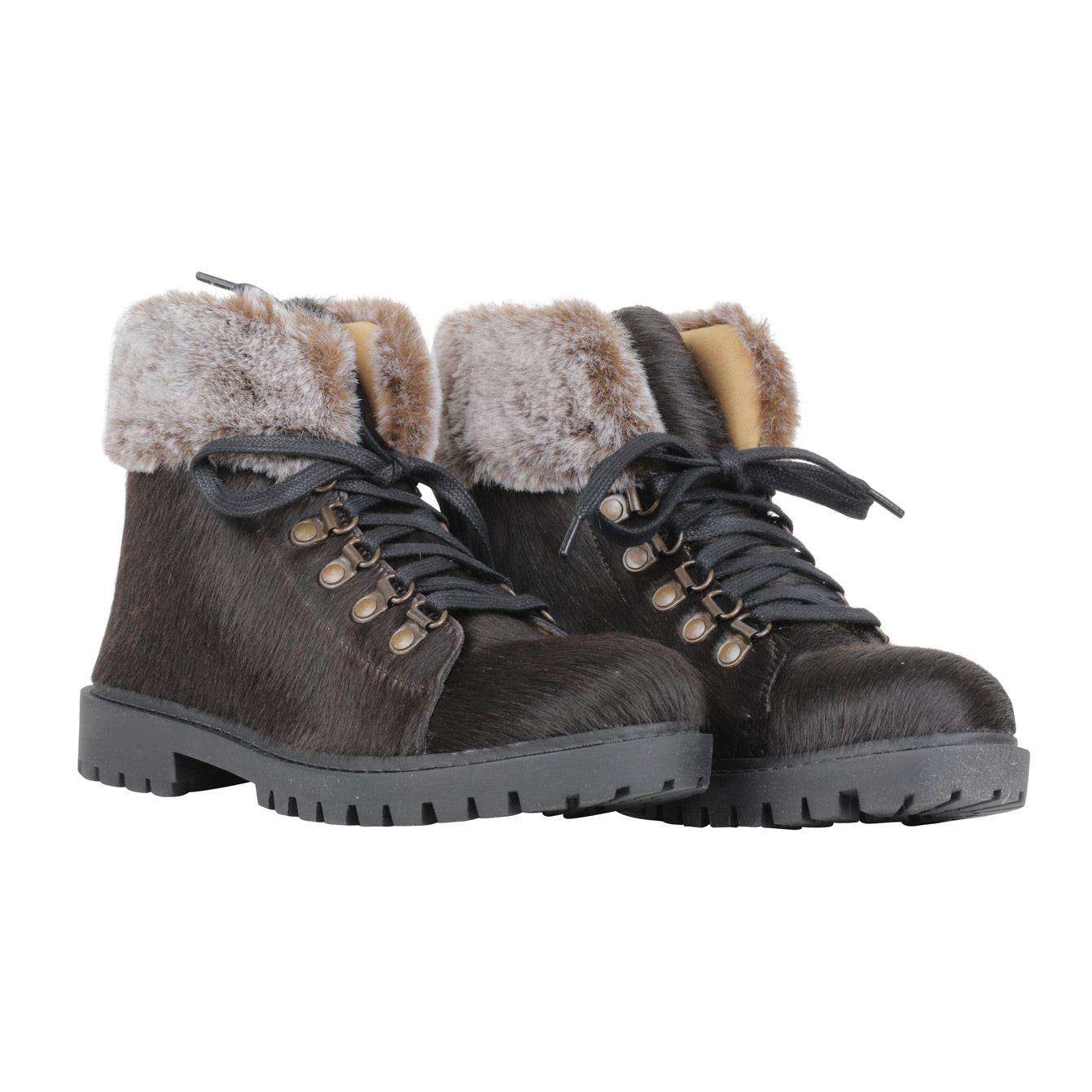 Turbulent Boots