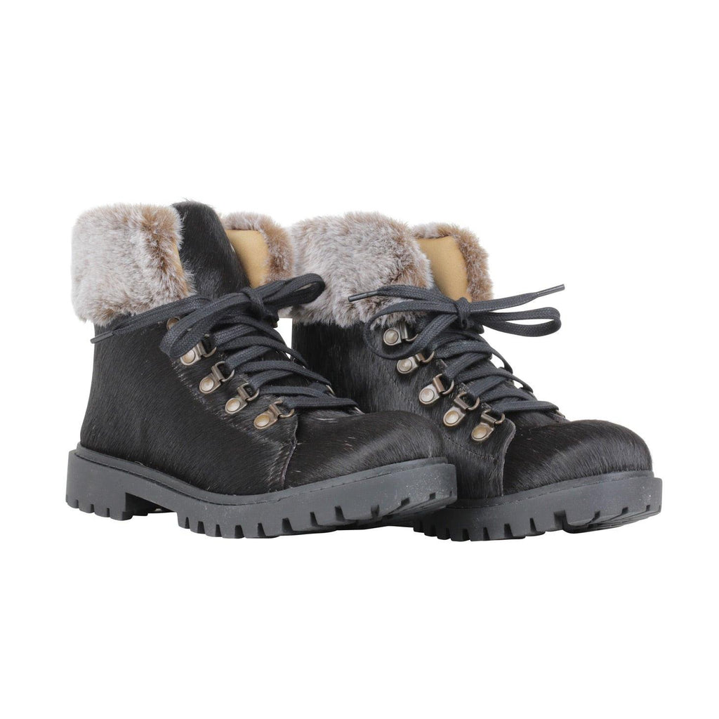 Turbulent Boots