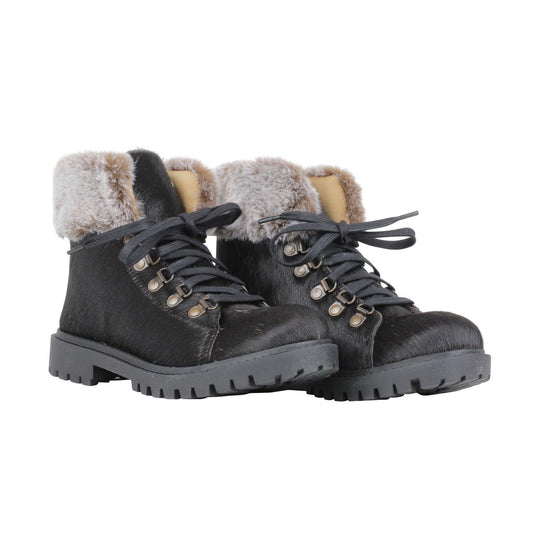 Turbulent Boots