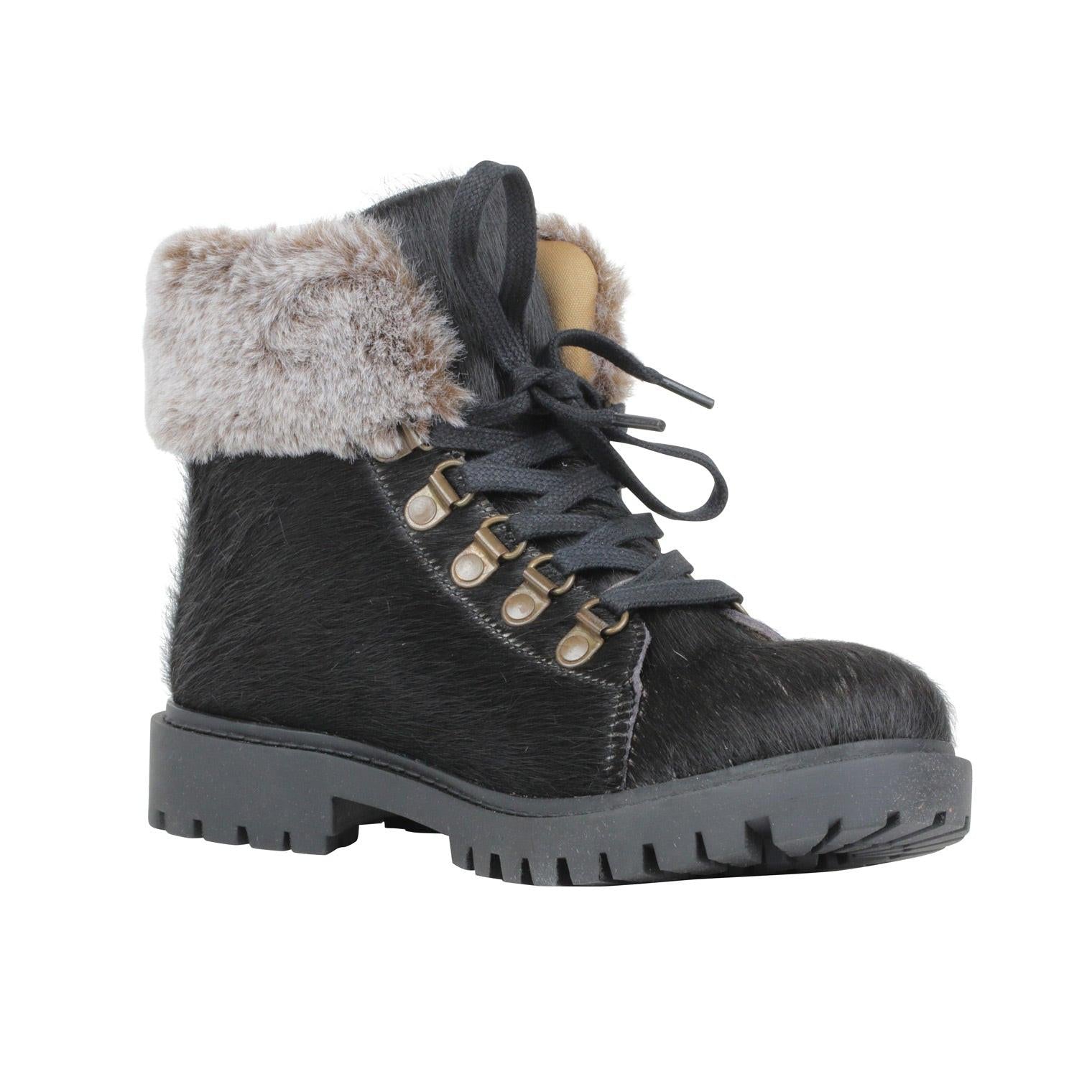 Turbulent Boots