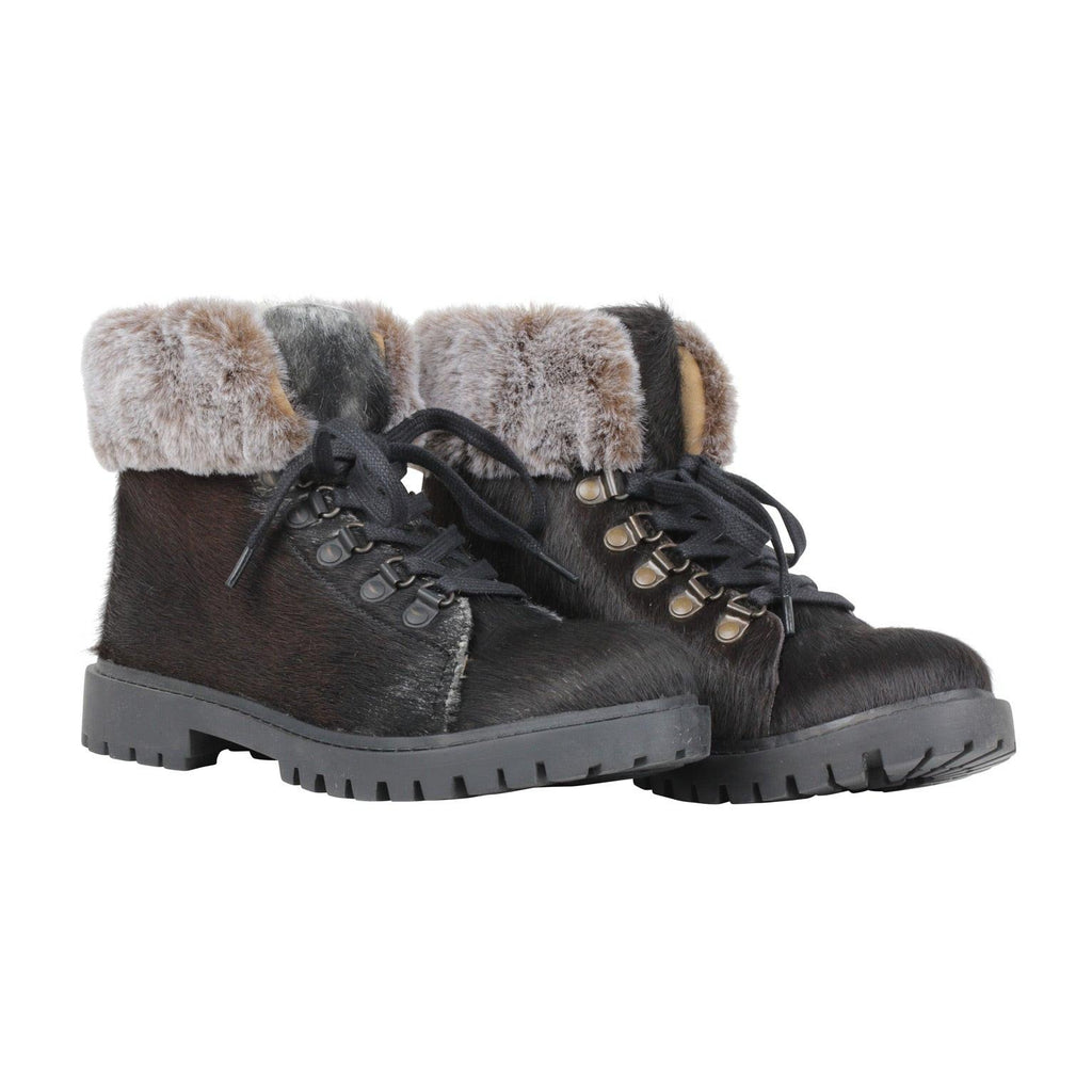 Turbulent Boots