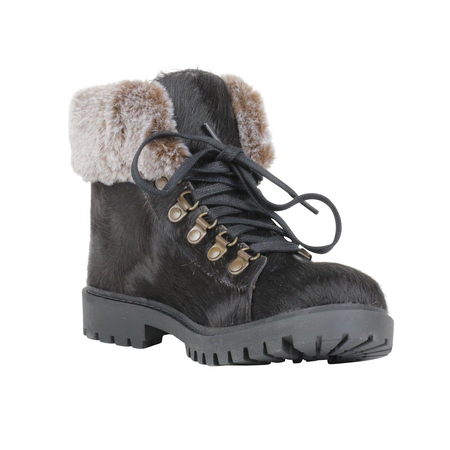 Turbulent Boots