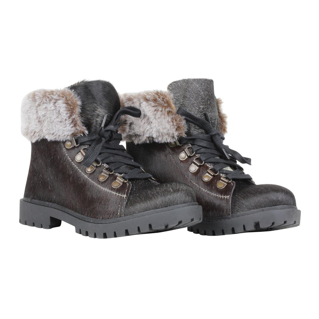 Turbulent Boots