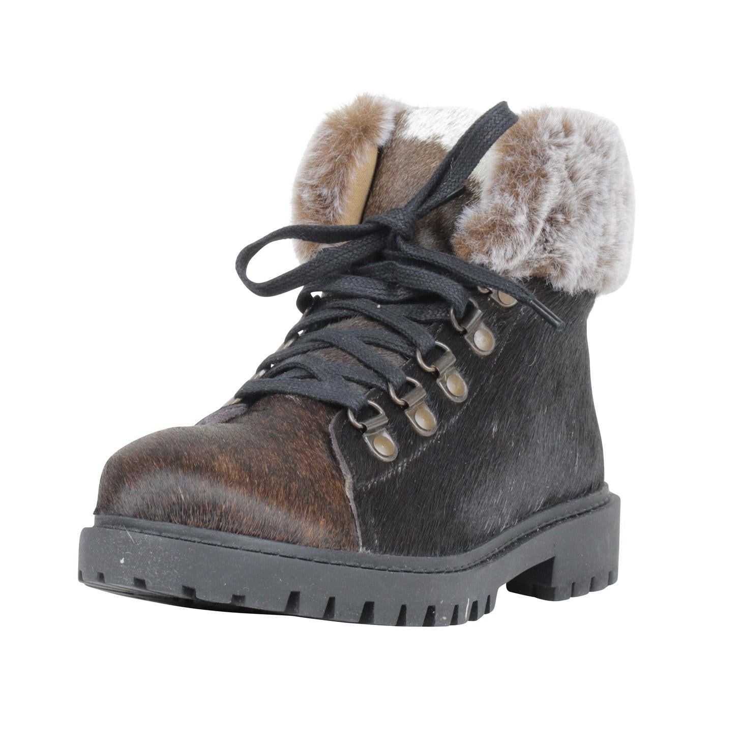Turbulent Boots