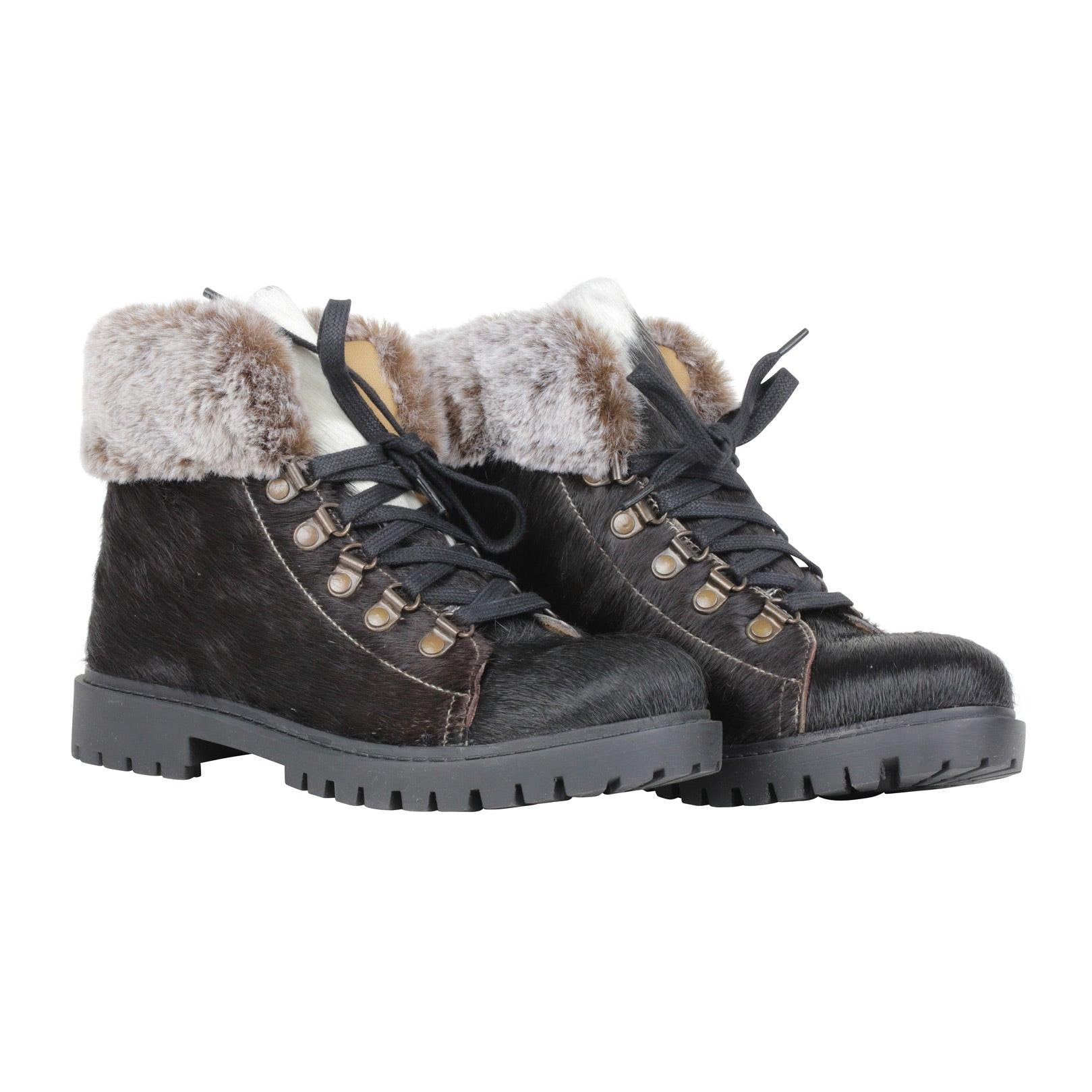 Turbulent Boots