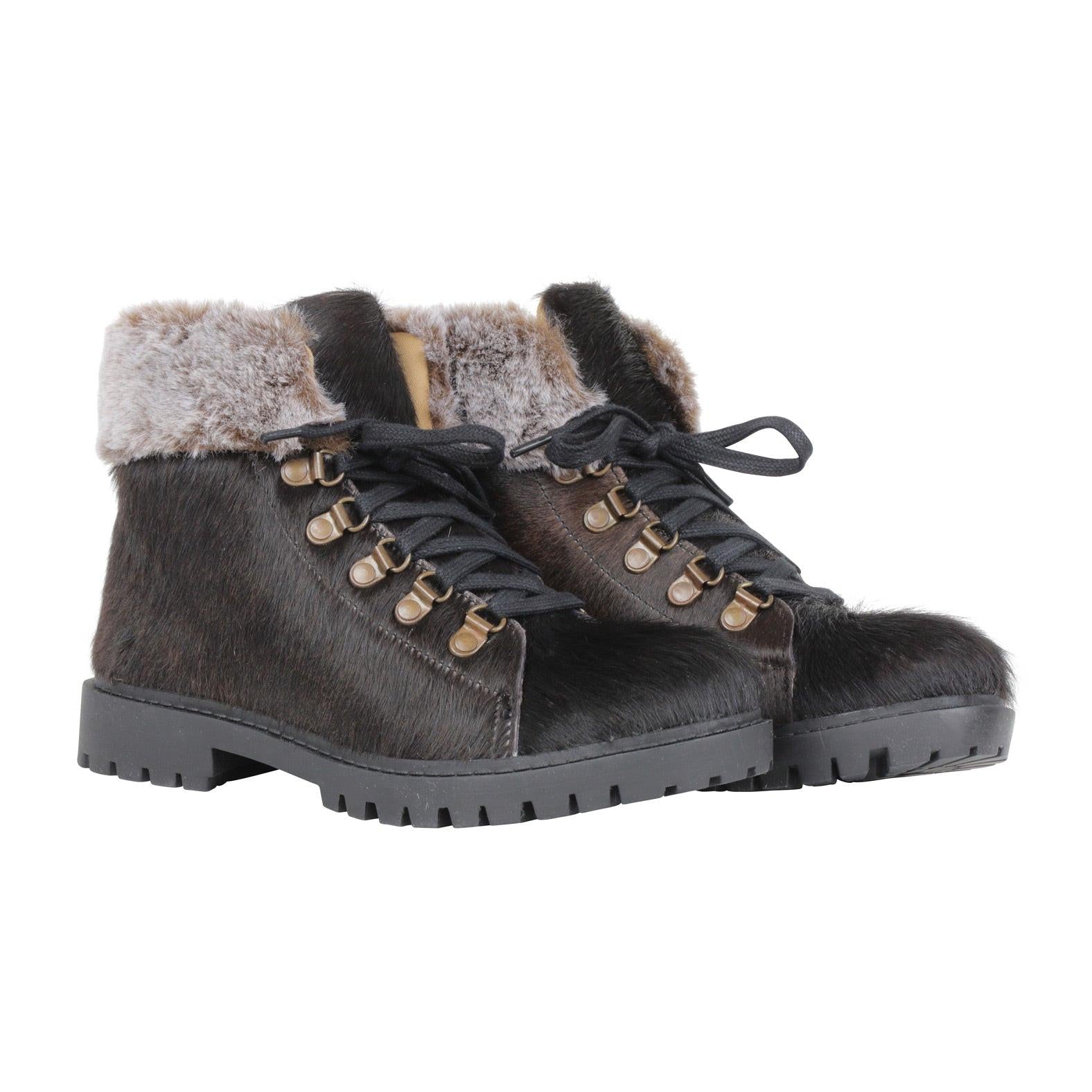 Turbulent Boots